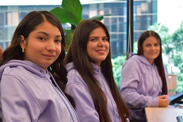 img1-ColaboradoresCmx-talentos.lineaestetica.co-20.01.2025